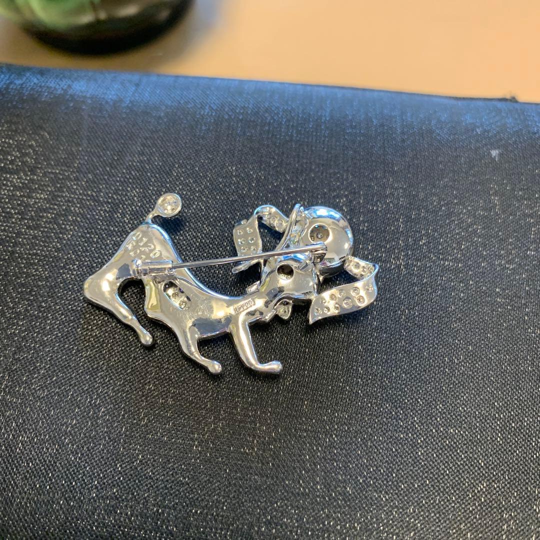 プラチナ、ダイヤモンド、ルビーブローチ