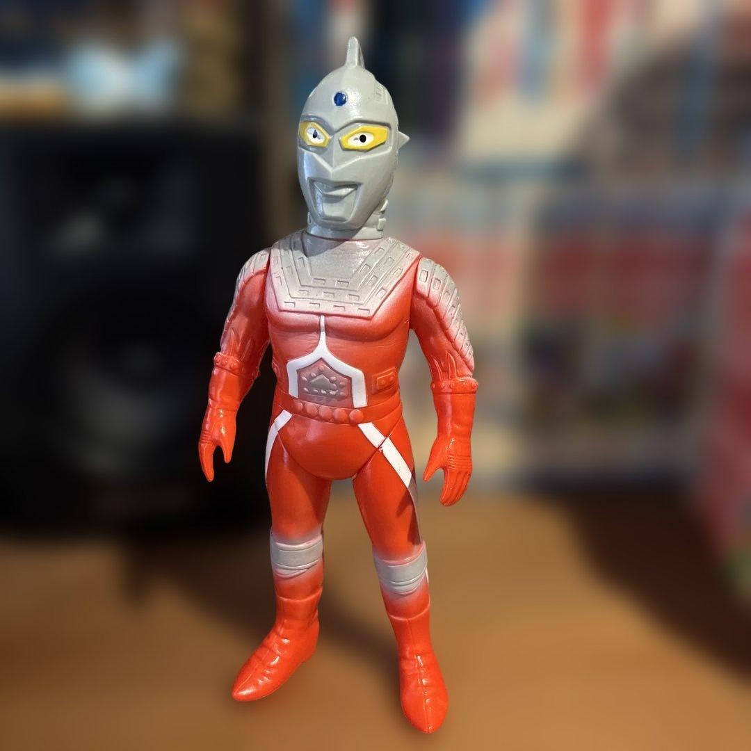 ニセウルトラセブン ソフビ べアモデル