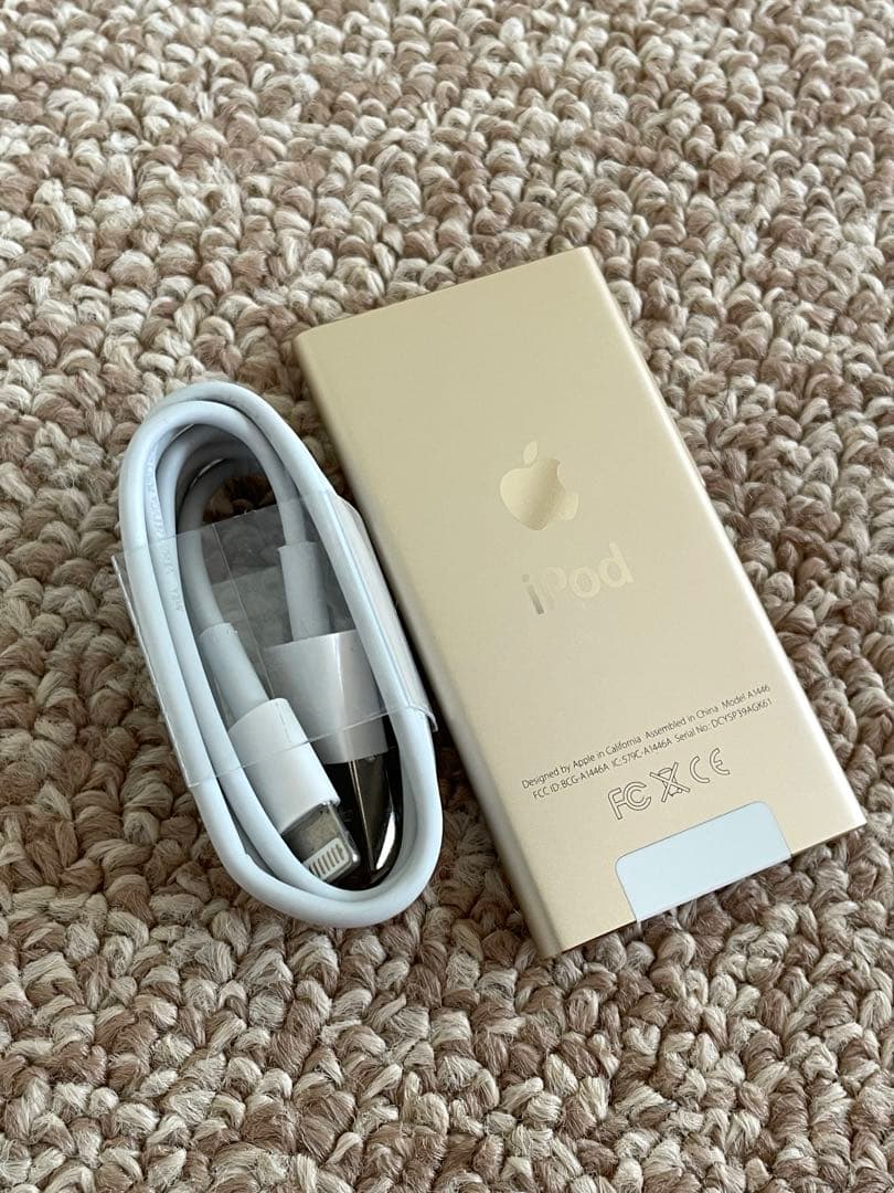 美品 iPod nano 第7世代 ゴールド2015年モデル Bluetooth